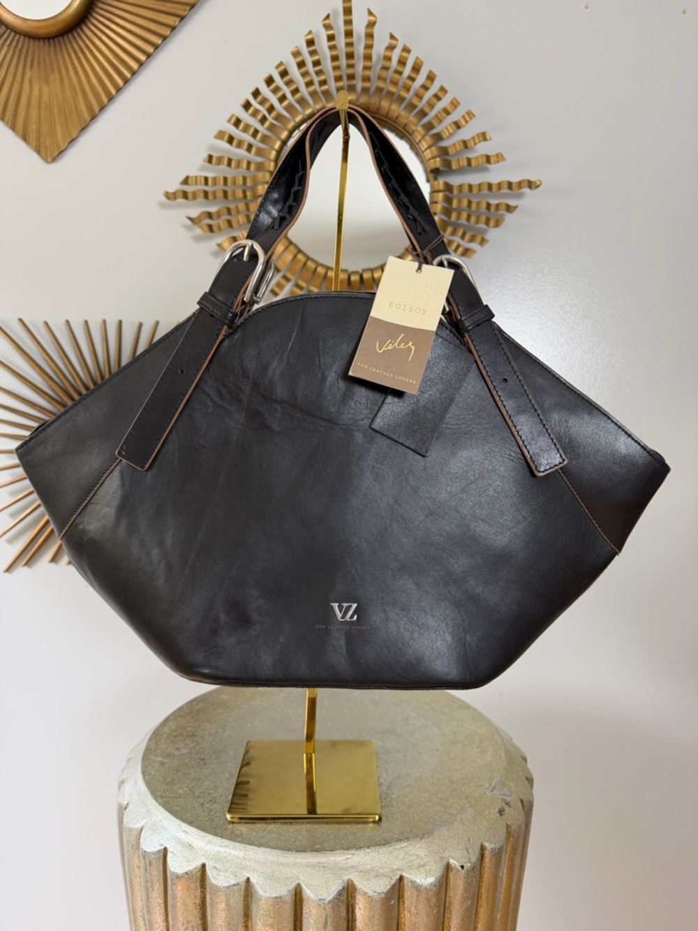 Velez - Black Leather Tote - Elegant Everyday Carry